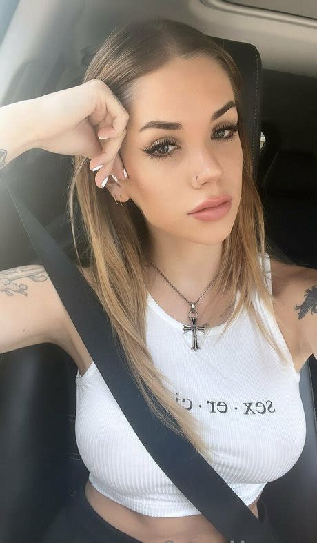 sara mascara xxx|Sara máscara